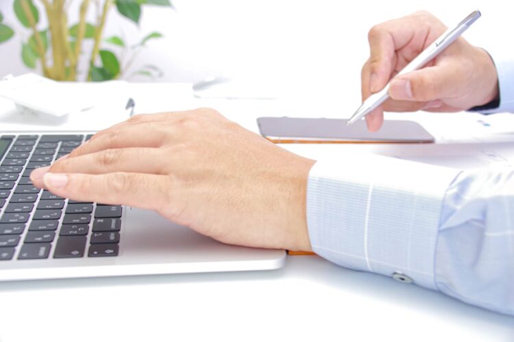 受注入力を自動化する方法と得られるメリットとは?